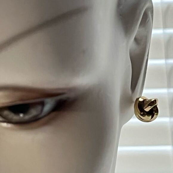 Bundle Sale 3 for $15 | Two Pair Gold Tone Knot Earrings Small & Large - Picture 7 of 12